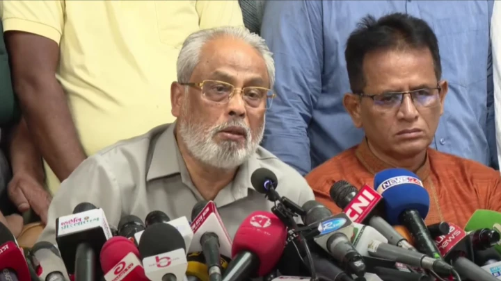 Jatiyo Party Chairman GM Quader talks to media during an emergency press briefing at the party chairman's Banani office on Friday, 1 November 2024. Screengrab from video